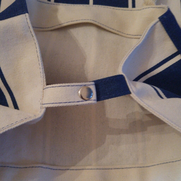 ♦️3 for $15 Lancome Navy and Cream Canvas Tote Bag - Picture 4 of 8